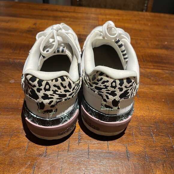 Adidas Postmove SE low-top white and animal print sneakers Womens 8.5M - Picture 1 of 5